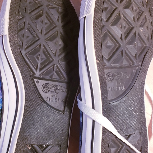 🌼🌺🌸basically new. Chucks❤️❤️ both EACH■■■■■ for sale SEPARATE 🛍🛍 - Picture 5 of 12